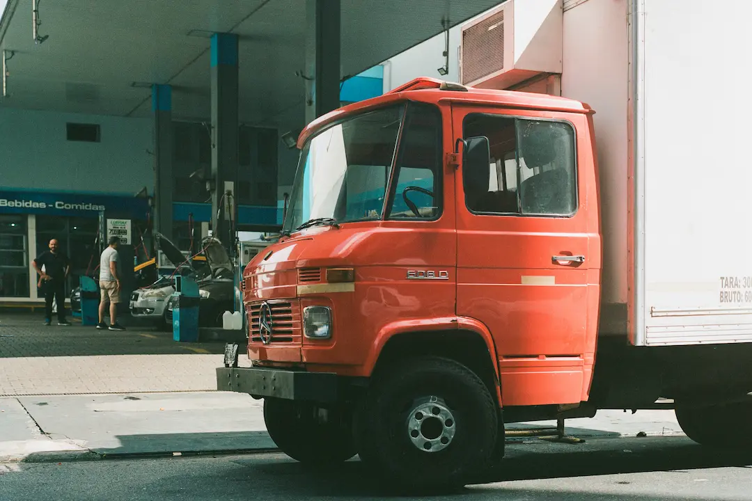 Ubezpieczenie transportowe – jak skutecznie zabezpieczyć flotę firmową? - 1